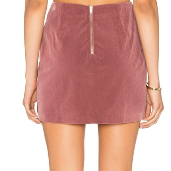 New anthropologie, Endless Rose Mauve lace up velvet mini skirt - size  Small - Picture 2 of 10